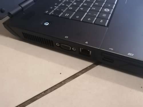 ***FUJITU AMILO LI3710 LAPTOP AND BAG, IMMACULATE CONDITION********