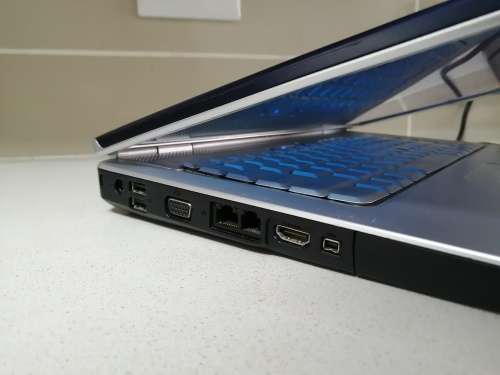 **DELL INSPIRION 1525 LAPTOP, EXCELLENT CONTITION, BATTERY GOOD, PROGRAMMING ISSUE***