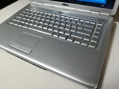 **DELL INSPIRION 1525 LAPTOP, EXCELLENT CONTITION, BATTERY GOOD, PROGRAMMING ISSUE***