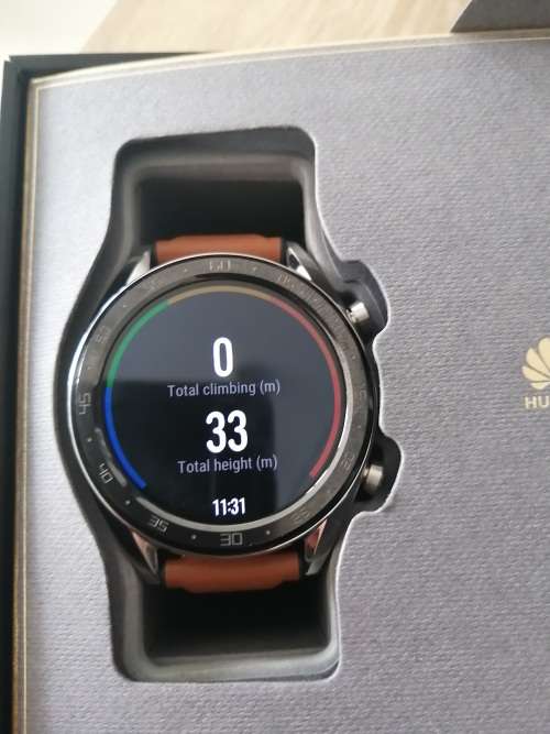 ***HUAWEI WATCH  GT FTN-B19 CLASSIC SMART WATCH  DEMO, LIKE NEW IN BOX R6999 ***