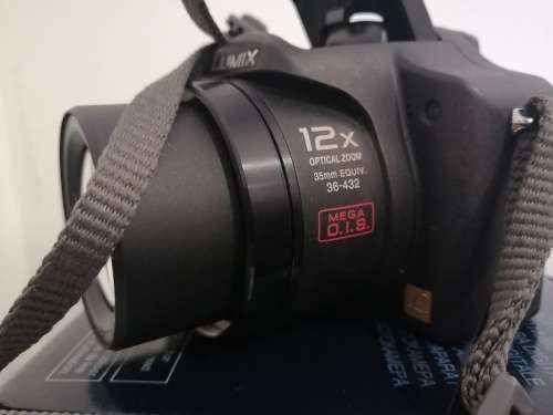 ******PANASONIC LUMIX FZ7 DIGITAL CAMERA IN BOX WITH ACCESSORIES***R4999 RETAIL***
