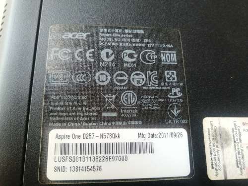 ***ACER ASPIRE ONE D257 10.1 LED LCD MINI PC. WEBCAM , WIFI, BLUETOOTH. *******
