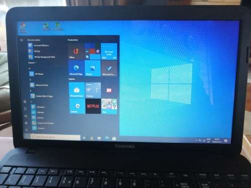 *****TOSHIBA SATELITE C850 LAPTOP, WEBCAM, WIFI ,BLUETOOTH DHMI, DVDUSB3***********
