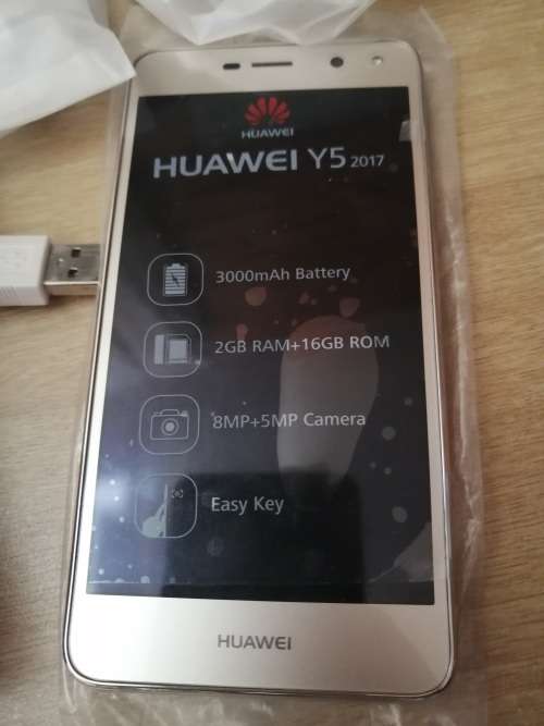 ****LATE ENTRY***NEW HUAWEI Y5  DUEL SIM 4G   IN BOX***DOES NOT TURN ON**