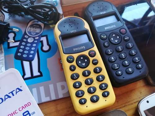 **LOT OF CELLHPONES, CHARGERS, MEMORY CARD, PHONE COVERS, CAR CHARGERS**SOLD AS IS*******