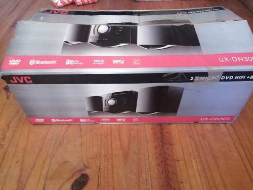 **LATE ENTRY** DEMO JCV UX DN300 BLUETOOTH , MICRO DVD HI DI SYSTEM****waranty**