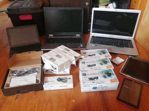 ***BULK LOT OF LAPTOPS, TABLETS, 3G GLASSES ETC***