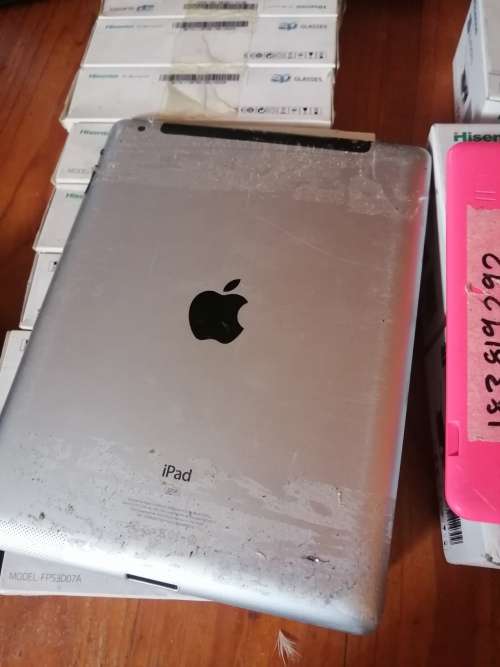 ***BULK LOT OF LAPTOPS, TABLETS, 3G GLASSES ETC***