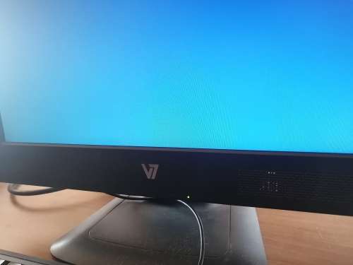 *****FOXCON PROLINE NANO PC 750GB, 4RAM, W10**FREE KEYBOARD, MOUSE AND 19` SCREEN***