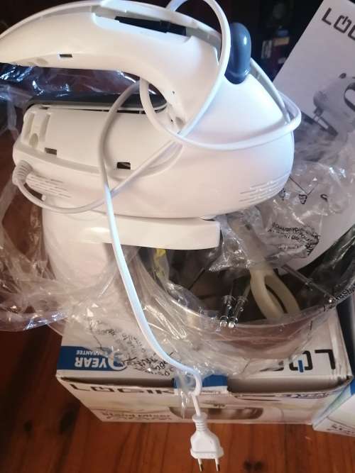 **LOT OF 3 X LOGIC 5 SPEED STAND MIXERS WITH ACCESSORIES**REPAIRS OR SPARES****