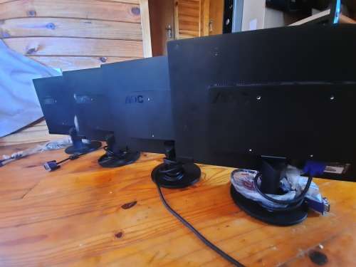 *BULK  LOT OF 4 X AOC ULTRA SLIM 18.5` LCD SCREENS WITH CORDS, ALL WORKING**ALL 4 ONE BID***