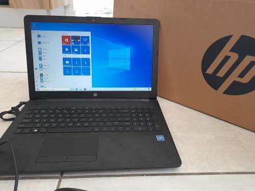 ***FREE FREIGHT AND FREE GIFT****BRAND NEW HP 15 LAPTOP. 4GB RAM, 500GB HDD IN BOX**