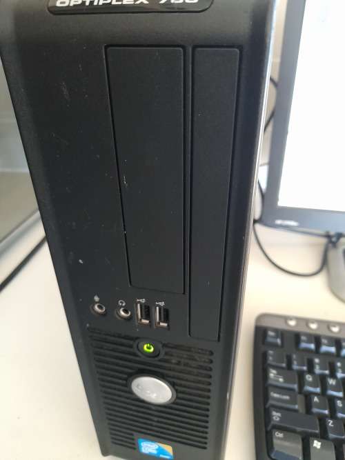 ***FREE GIFT***DELL OPTIPLEX 780 PC . 3GHZ, 3RAM, FREE 19` SCREEN AND NEW KEYBOARD AND MOUSE ***