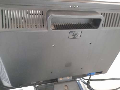 ***FREE GIFT***DELL OPTIPLEX 780 PC . 3GHZ, 3RAM, FREE 19` SCREEN AND NEW KEYBOARD AND MOUSE ***