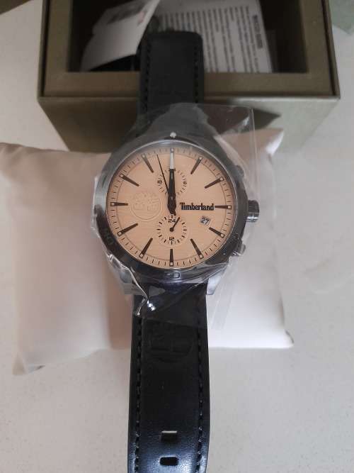 **FREE FREIGHT**BRAND NEW TIMBERLAND CLARKSBURG WATCH, GOLD DIAL, BLACK LEATHER STRAP*IN BOX**R3500