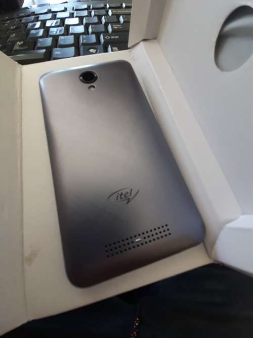 *WEEKEND SPECIAL***FREE FREIGHT***2 X BRAND NEW ITEL A11 SMART PHONES IN BOX**ONE BID FOR BOTH*****
