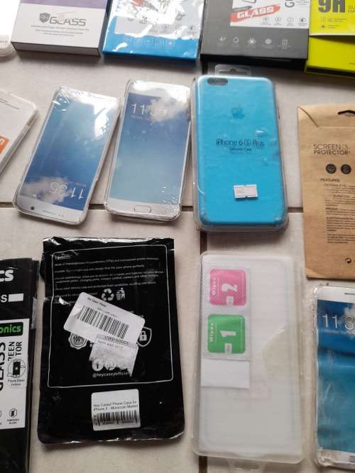 **LIQUIDATION***BULK LOT OF 60 CELL PHONE COVERS AND SCREEN PROTECTORS****OVER R10 000 RETAIL***