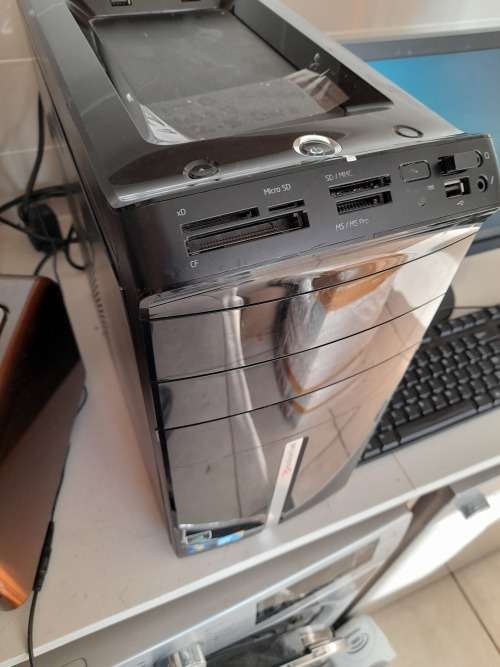 ***COMPLETE DESKTOP PC**PACKARD BELL BOX**FREE ACER SCREEN, KEYBOARD AND MOUSE***