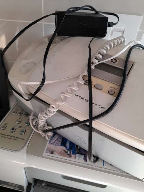 **BULK LOT OF SECOND HAND ELECTRONICS**PRINTERS, VINTAGE LAPTOP, ROUTERS***