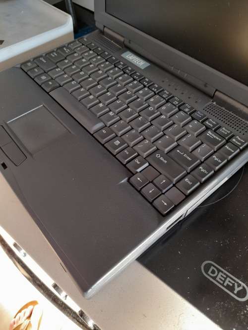 **BULK LOT OF SECOND HAND ELECTRONICS**PRINTERS, VINTAGE LAPTOP, ROUTERS***