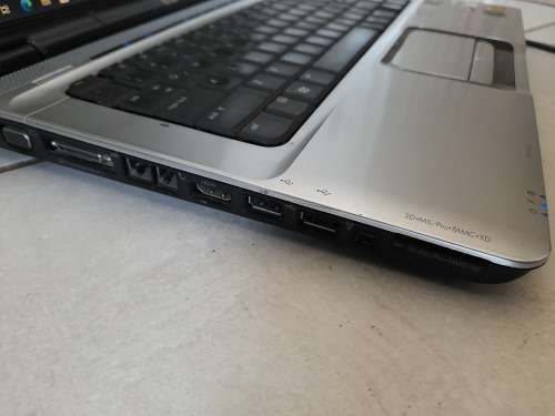 ****FREE FREIGHT FRIDAY***HP PAVILION DV6700 ENTERTAINMENT LAPTOP WITH REMOTE, EXCELLENT CONDITION**