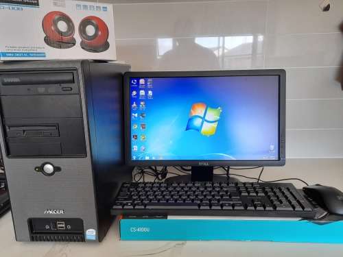 *WEEKEND SPECIAL**COMPLETE PC WITH FREE SCREEN, NEW KEYBOARD, MOUSE AND SPEAKERS***