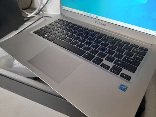 *CRAZY SPECIAL*FREE FREIGHT**CONNEX SLIMBOOK  IN BOX WITH CHARGER**