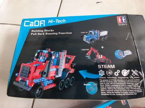 LOT OF QUALITY 3D MOVABLE PUZZLES,BUILD UP SPIDER ROBOTS,  CADFI HITECH MACHINE BUILD UP WITH MOTORS