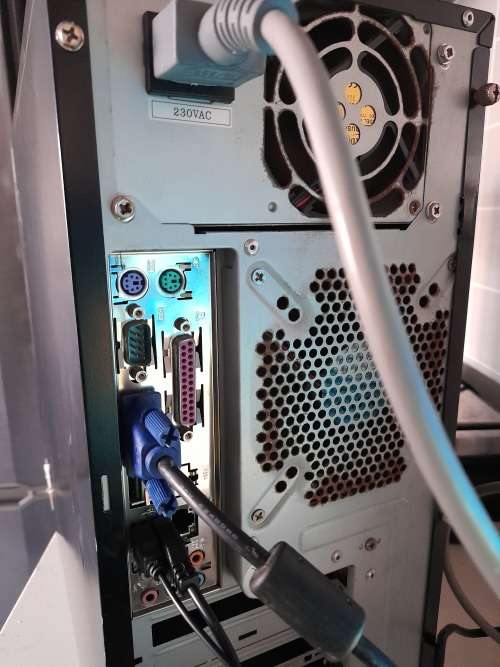 ***WEEKEND SPECIAL**COMPLETE GIGABYTE DESKTOP  PC WITH FREE SCREEN, NEW KEYBOARD AND MOUSE ***