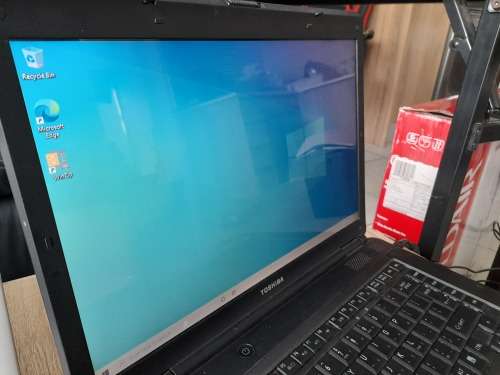 ***CRAZY SPECIAL**TOSHIBA SATELITE LAPTOP AND FREE SAMSUNG N150 NOTEBOOK***