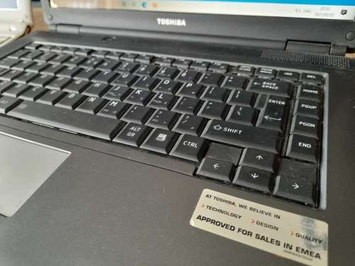 ***CRAZY SPECIAL**TOSHIBA SATELITE LAPTOP AND FREE SAMSUNG N150 NOTEBOOK***