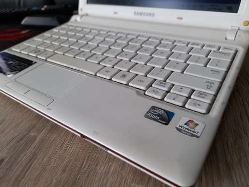 ***CRAZY SPECIAL**TOSHIBA SATELITE LAPTOP AND FREE SAMSUNG N150 NOTEBOOK***