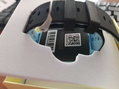 **CRAZY KIDS SPECIAL**FREE FREIGHT**BRAND NEW ADVENTECH Q528 SMART WATCH, 3G SIM SLOT, GPS ETC***