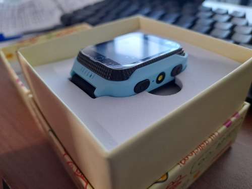 **CRAZY KIDS SPECIAL**FREE FREIGHT**BRAND NEW ADVENTECH Q528 SMART WATCH, 3G SIM SLOT, GPS ETC***