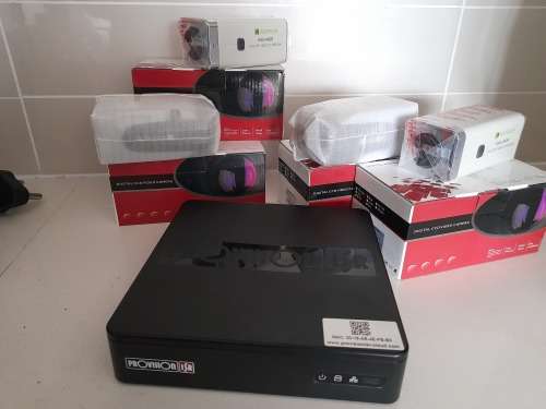 **LIQUIDATION STOCK**4X BRAND NEW AXITECH ULTRA WDR COLOUR CCTV CAMERAS AND PROVISION DVR***