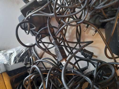 **FREE FREIGHT FRIDAY***BULK LOT OF PONE, CHARGERS, BATTERIES,OLD PHONE COVERS ETC*******