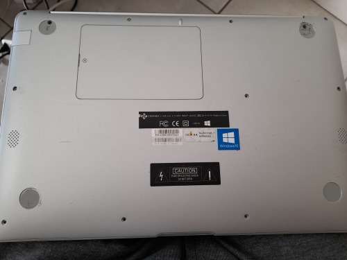 ***FREE FREIGHT FRIDAY****CONNEX LAPTOP DOES NOT TURN ON, NO CHARGER*****