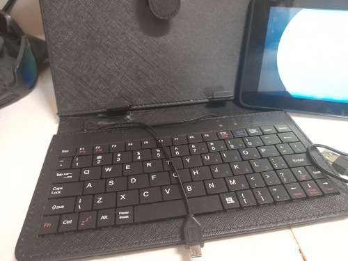 **FREE FREIGHT FRIDAY***DEMO TELEFUNKEN 3G TABLET WITH KEYBOARD POUCH,CHARGER IN BOX**