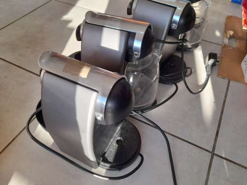 CRAZY SPECIAL**LIQUIDATION STOCK**4 X NESPRESSO COFFEE POD MACHINES**SOLD AS IS****