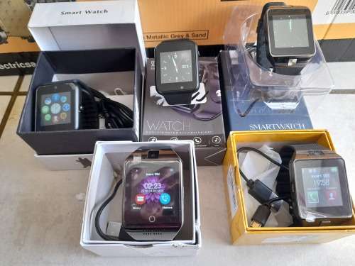 *CLEARANCE SALE**LIQUIDATION STOCK**LOT OF 5 3G SMART WATCHES, WORKING*******