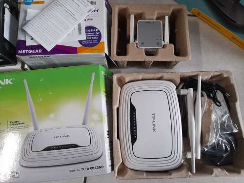 *MONTH END SPECIAL***LIQUIDATION STOCK**BULK LOT OF  ROUTERS, WIFI EXTENDERS ETC**OVER R3000 VALUE**