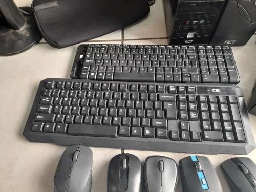**MONTH END DEAL***BULK LOT OF WIRELESS KEYBOARDS+MOUSE, ACER LAPTOP,UPS,BAG**NOT TESTED***
