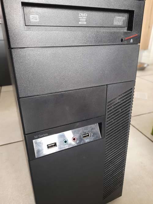***CLEARANCE SALE**LENOVOTHINKCENTRE M91P, I5, 4GB RAM, 500GB HDD**POWERS ON SHUTS DOWN**