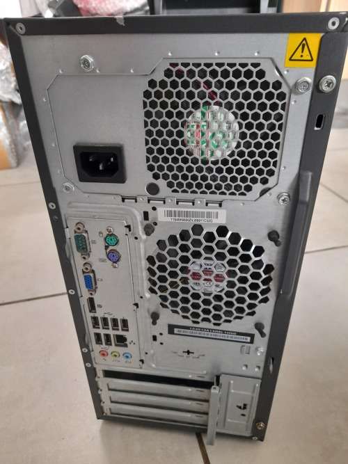 ***CLEARANCE SALE**LENOVOTHINKCENTRE M91P, I5, 4GB RAM, 500GB HDD**POWERS ON SHUTS DOWN**