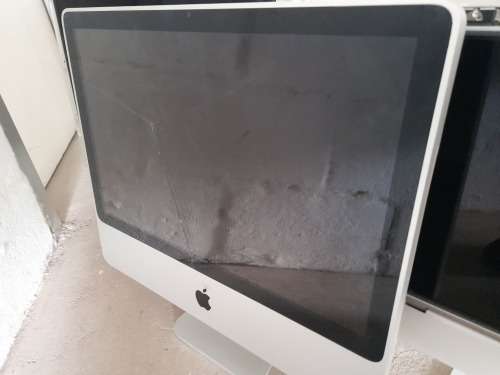 **CLEARANCE SALE**LOT OF 4 X APPLE MAC PCS, SOLD AS IS, SPARES OR REPAIRS***ONE BID FOR ALL 4**