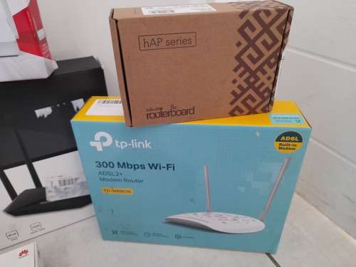 *LAST OF STORE CLEARANCE**BULK LOT OF  ROUTERS, 3G/4G MODEMS**OVER R5000 VALUE**