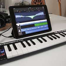 **NEW STOCK***NEW M-AUDIO KEYSTATION MINI 32(MK3) USB POWERED MIDI CONTROLLER IN BOX**