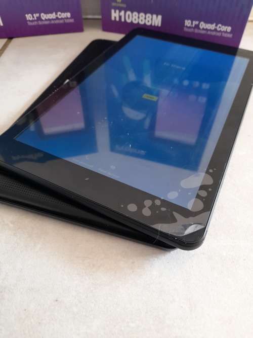 **BUY ONE GET ONE FREE**PROLINE 101INCH QUAD CORE DUAL SIM TABLETS**ONE WORKING ONE NOT**