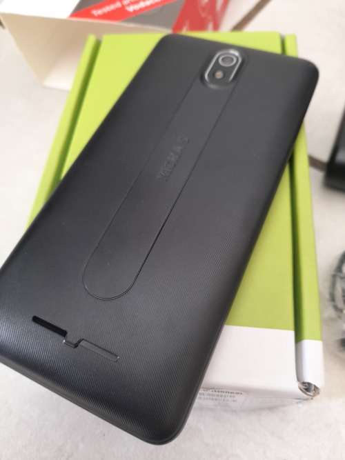 ***MONTH END COMBO DEAL**BRAND NEW VODACOM SMART KICKA5 WITH FREE GOLD BOUNCE BT HEADSET**