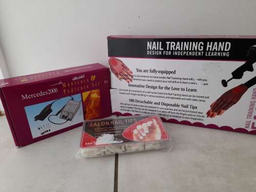 **SPRING SALE**COMBO DEAL***BRAND NEW NAIL TRAINING HAND, SALON 500PC NAIL TIPS, MANICURE MACHINE***